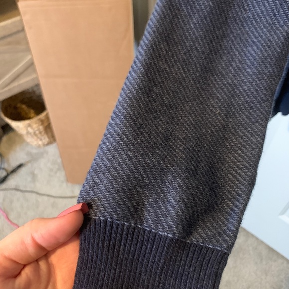 Size Medium Blue Striped Sweater - Picture 2 of 6